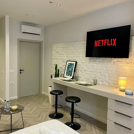 - Free Parking - Cozy Center - Apart Otel 3*