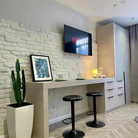 - Free Parking - Cozy Center - Apart Otel