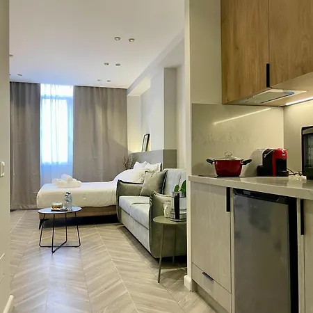 - Free Parking - Cozy Center - Aparthotel